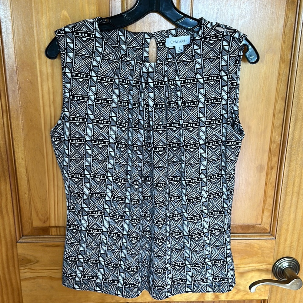 Calvin Klein black/gray/white sleeveless blouse
